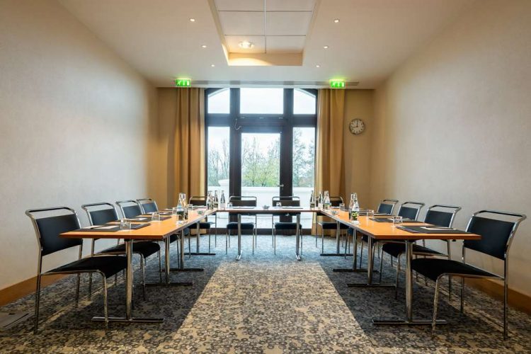 Meeting Room U-Shape - Lyon