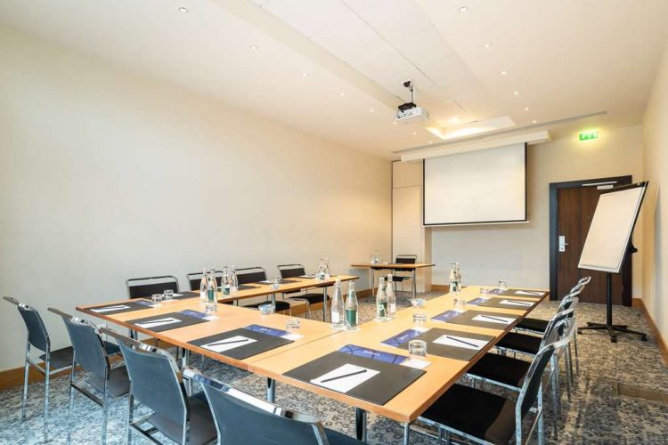 Meeting Room U-Shape - Lyon