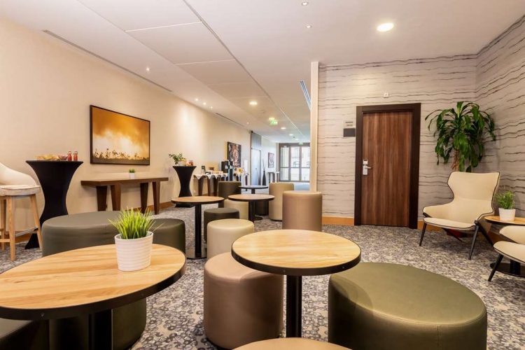 Meeting Room Foyer