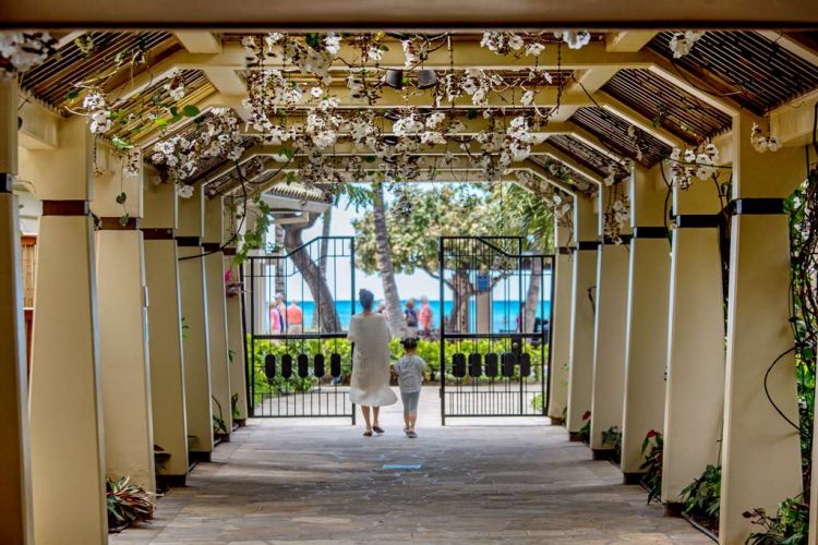 Aston Waikiki Beach Tower - Walkway People