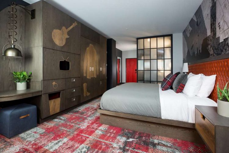 Custom Interior Decor