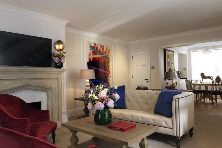 Guest room