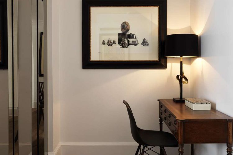 Guest room