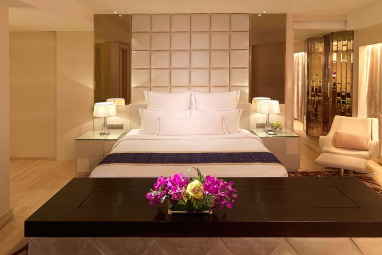 Executive Suite - Bedroom