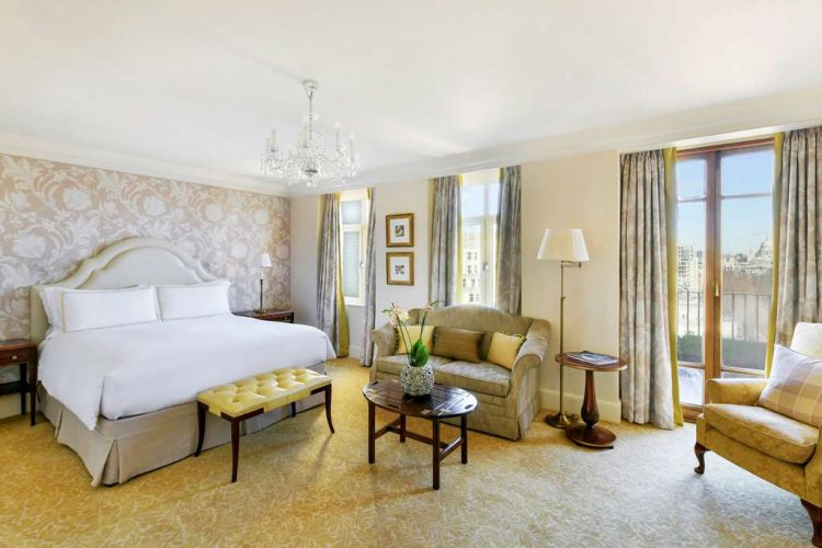 Guest room