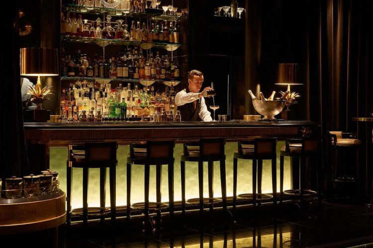 Bar Lounge