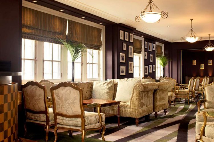 Bar Lounge