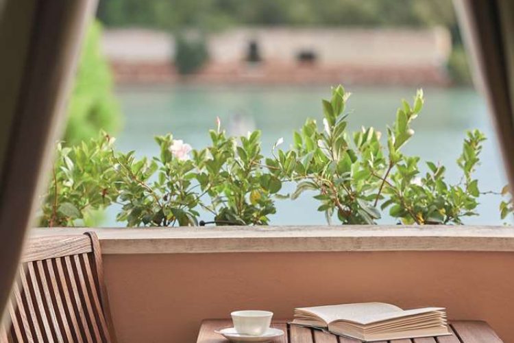 Premium Lagoon View with Balcony