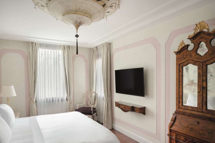 Garden View Suite