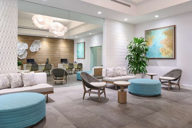 Aston Waikiki Beach Tower - Seating Area