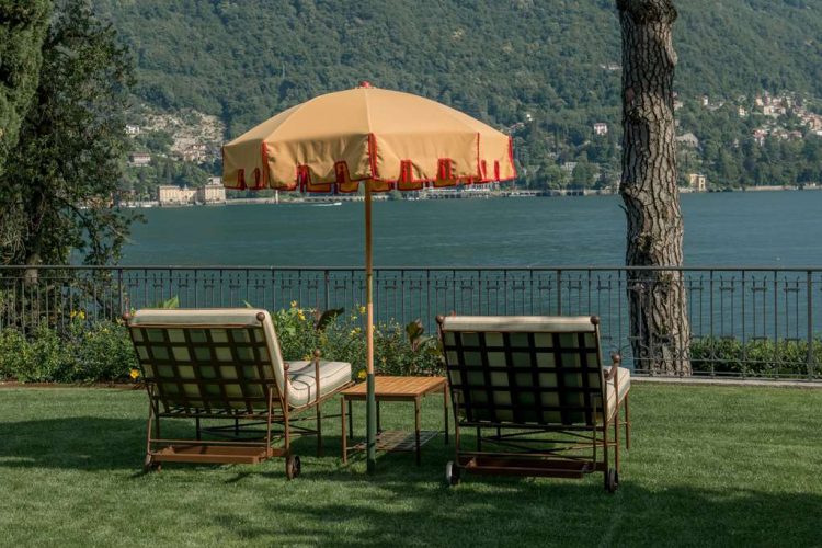 Grand Room al Lago with Lake View private garden