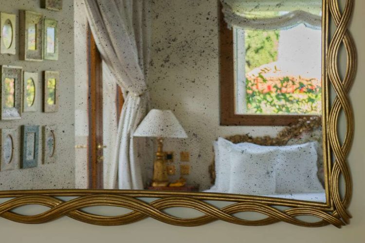 Room al Lago with Lake View detail