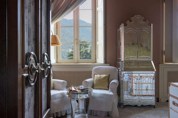 Room in the Villa with Lake View details