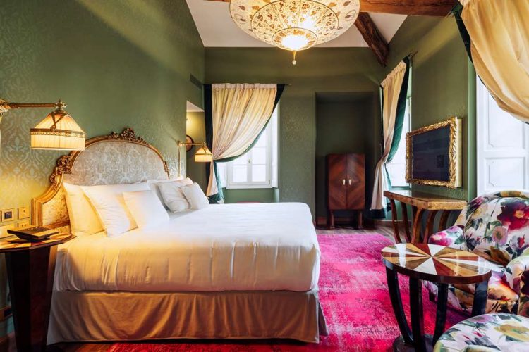 Grand Room in the Palazz bedroom