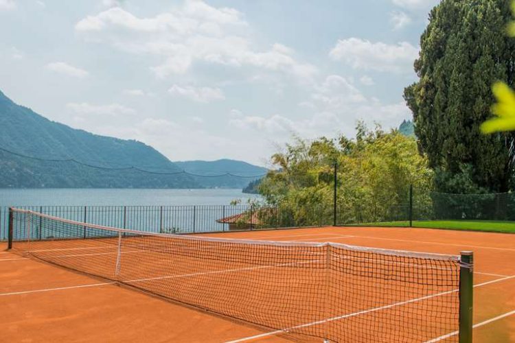 Tennis court