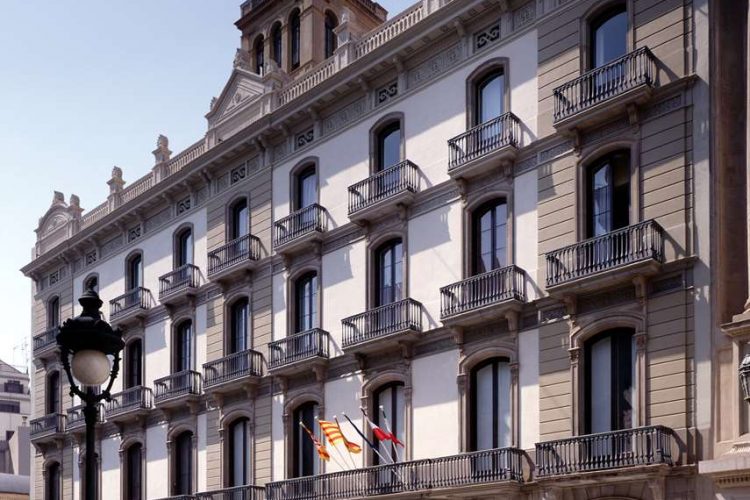 Catalonia Portal de l'Àngel Facade