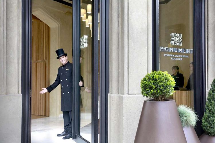 Monument Hotel Entrance