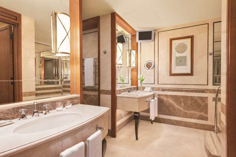 Shangri La Suite