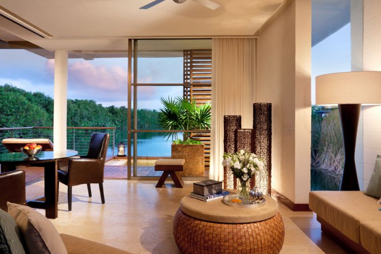 Deluxe Overwater Lagoon Suite 3