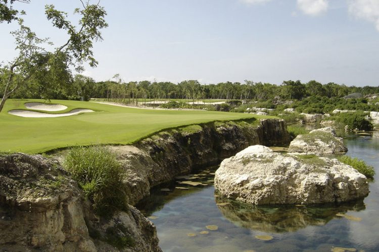 Maya gallery golf 1