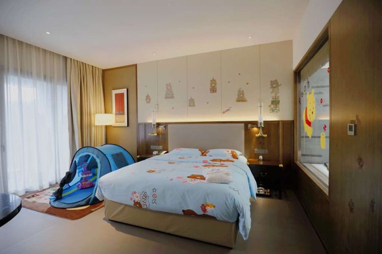 Guest room