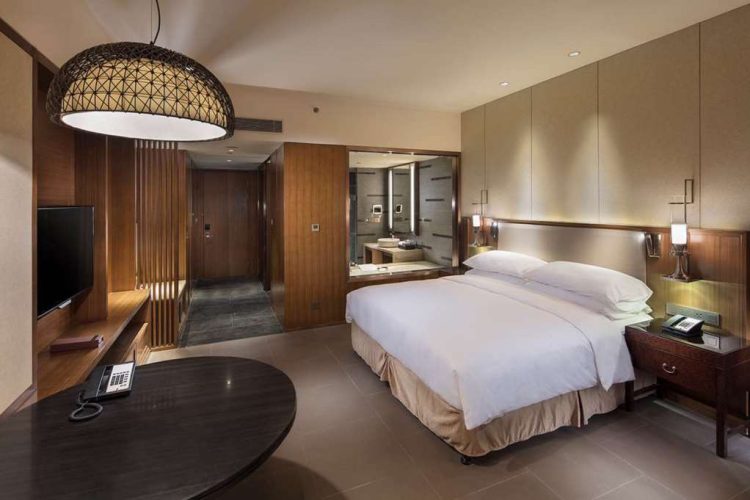 Guest room