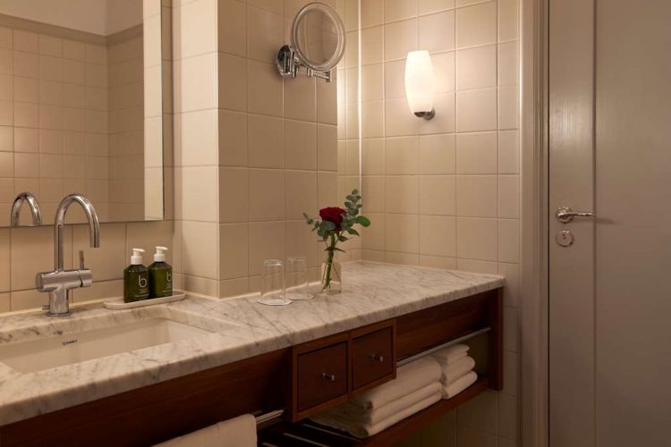 Double Superior Bathroom