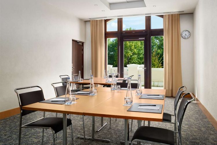 Rome meeting room board set-up
