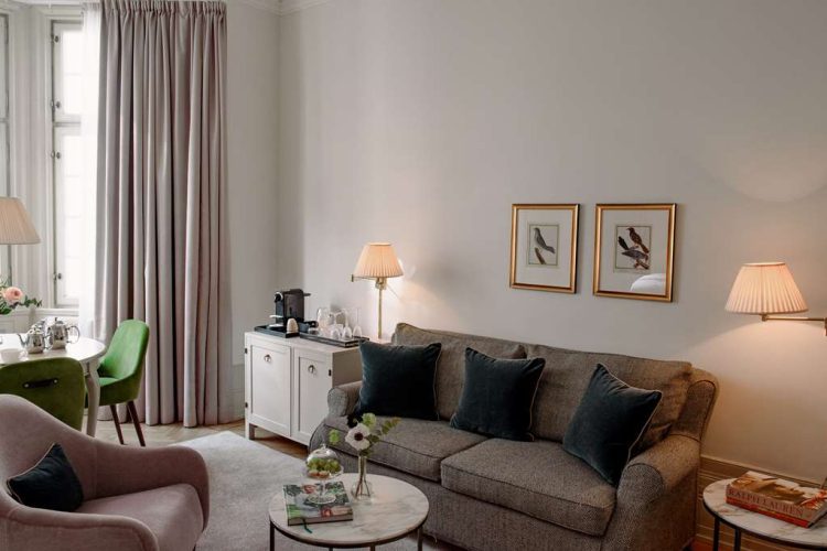 Courtyard Suite