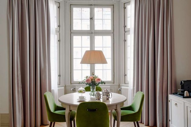 Courtyard Suite