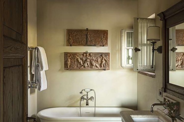 Villa Bathroom