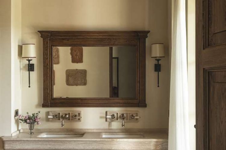 Villa bathroom