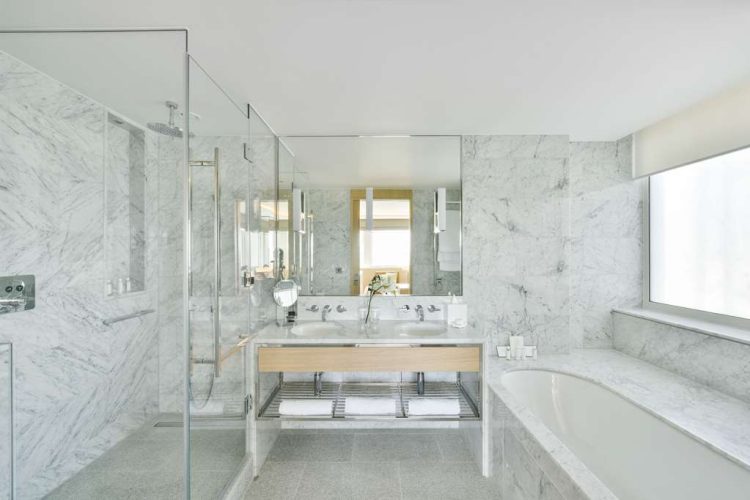 Studio Corner Bathroom