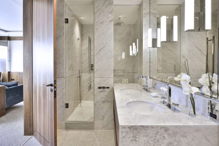Studio Suite Bathroom