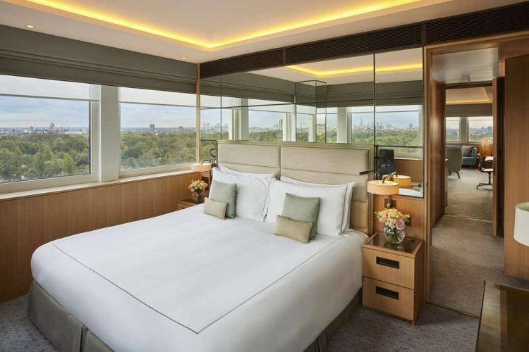 Royal Lancaster Ben Carpenter Park Bedroom v Lights On No Spots