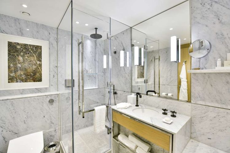 Spires Suite Bathroom
