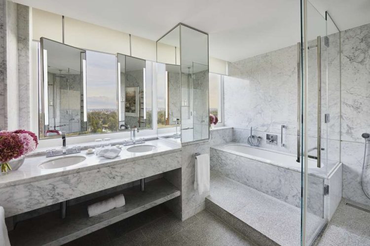 Royal Lancaster Ben Carpenter Park Bathroom