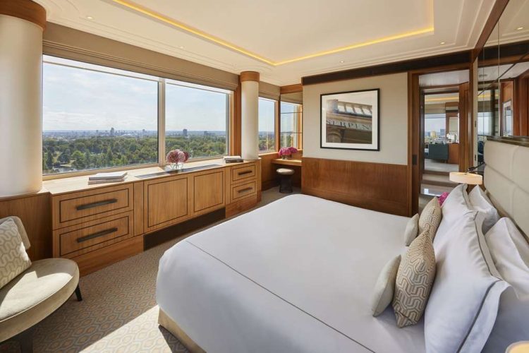 Royal suite bedroom