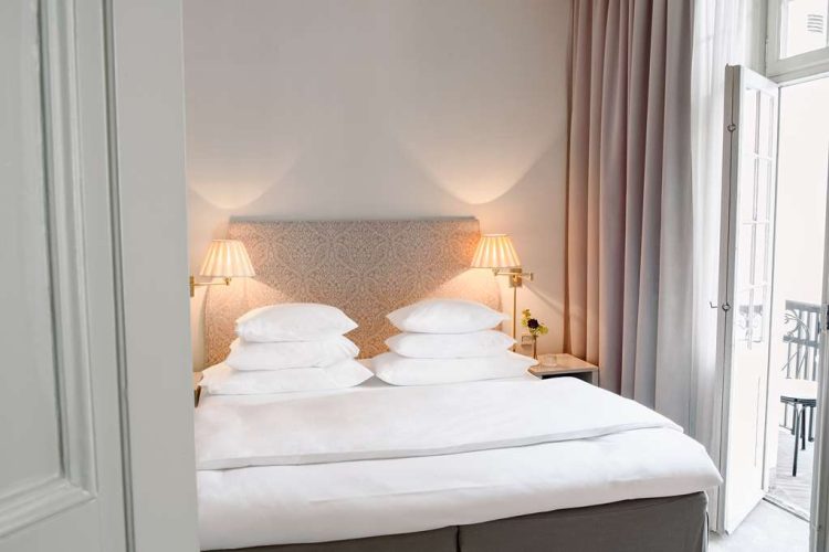 Courtyard Suite