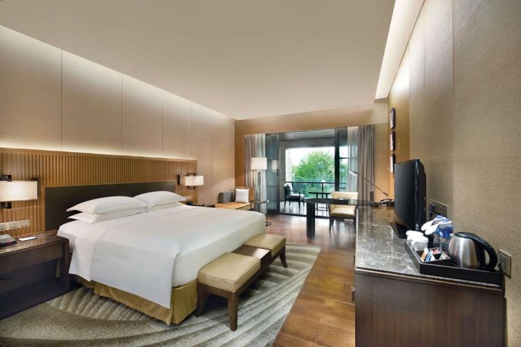 Guest room