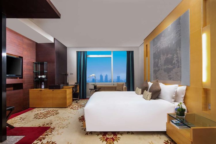 The Longemont Shanghai Deluxe room