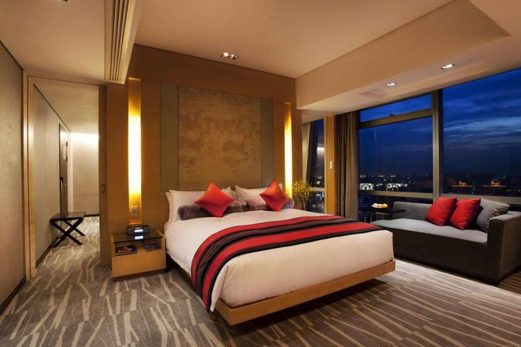 Guest room