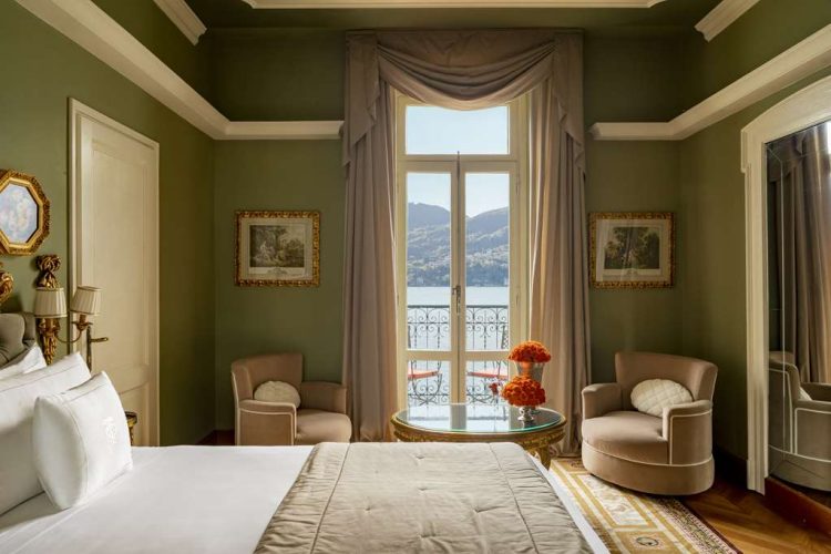 Lake View Prestige Room bedroom