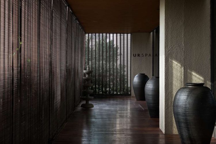 UR SPA Entrance