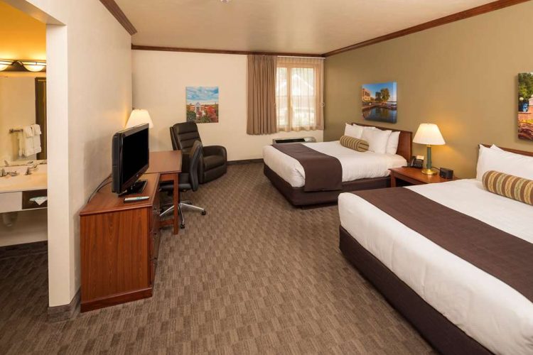 Guest room