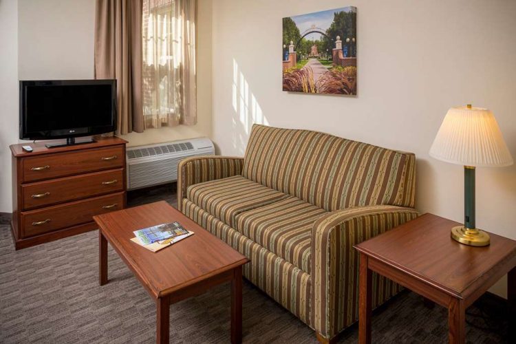 Guest room
