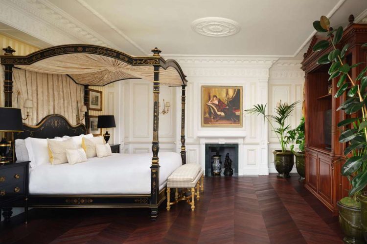 Guest room