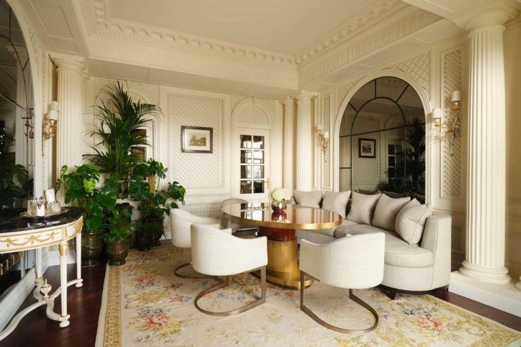 Guest room