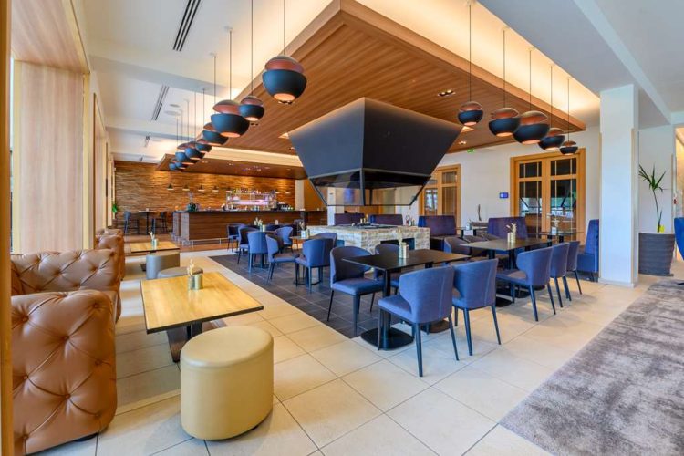 Le Bar