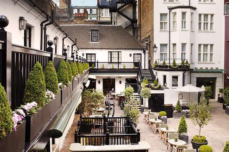 The Stafford London Courtyard